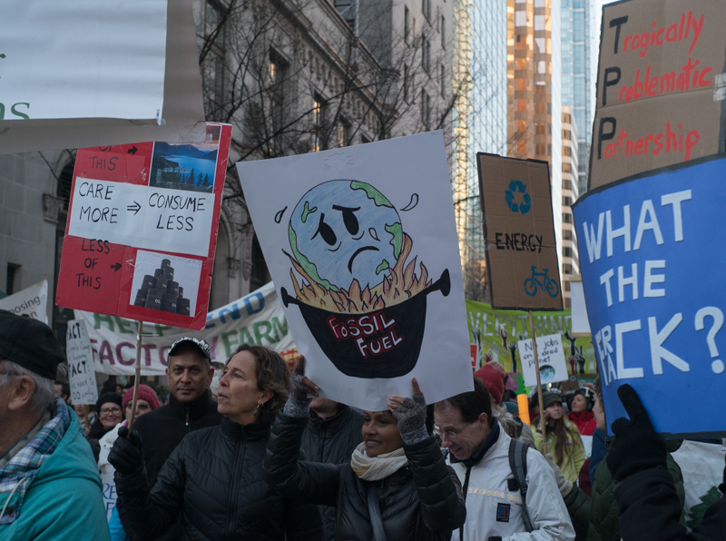 Illustration for article titled Canada Knows How to Party While Protesting Climate Change Inaction